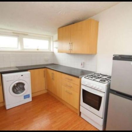 Bathgate Handy House Екстериор снимка